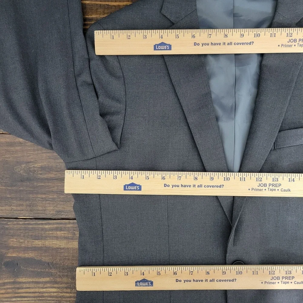 Haggar‎ Men's Sport Coat Blazer Two Button Gray Polyester Blend Size 40L